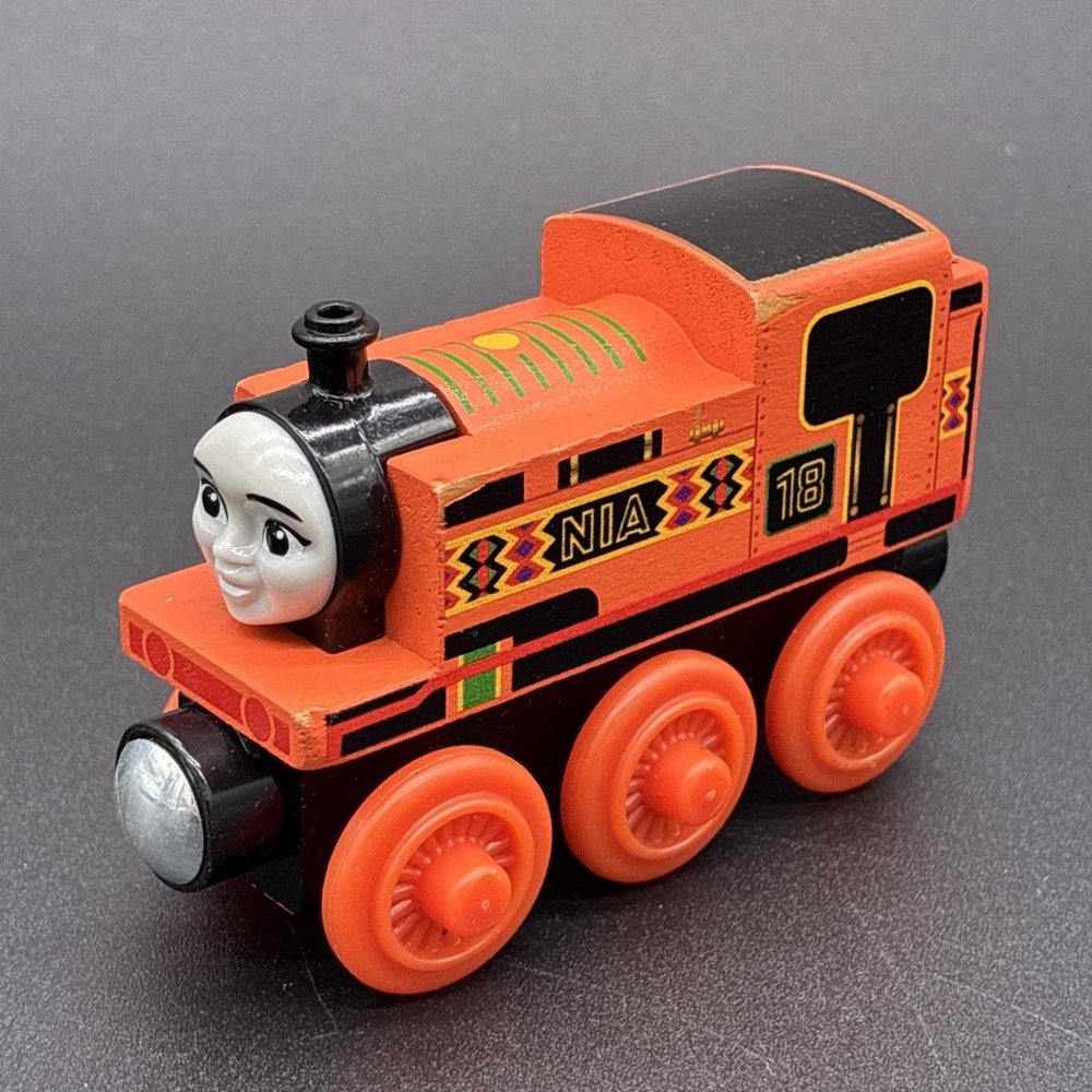 Thomas & Friends Wooden Railway Nia #18 Orange Engine Train GGG31